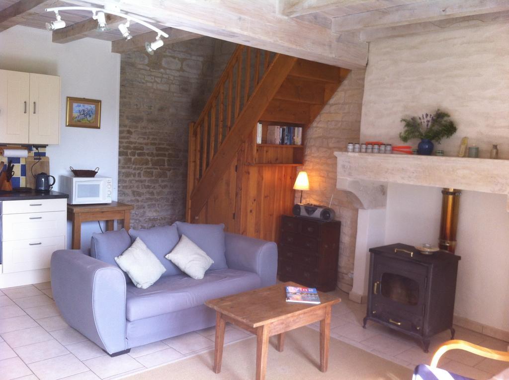 La Petite Maison Crezieres Δωμάτιο φωτογραφία